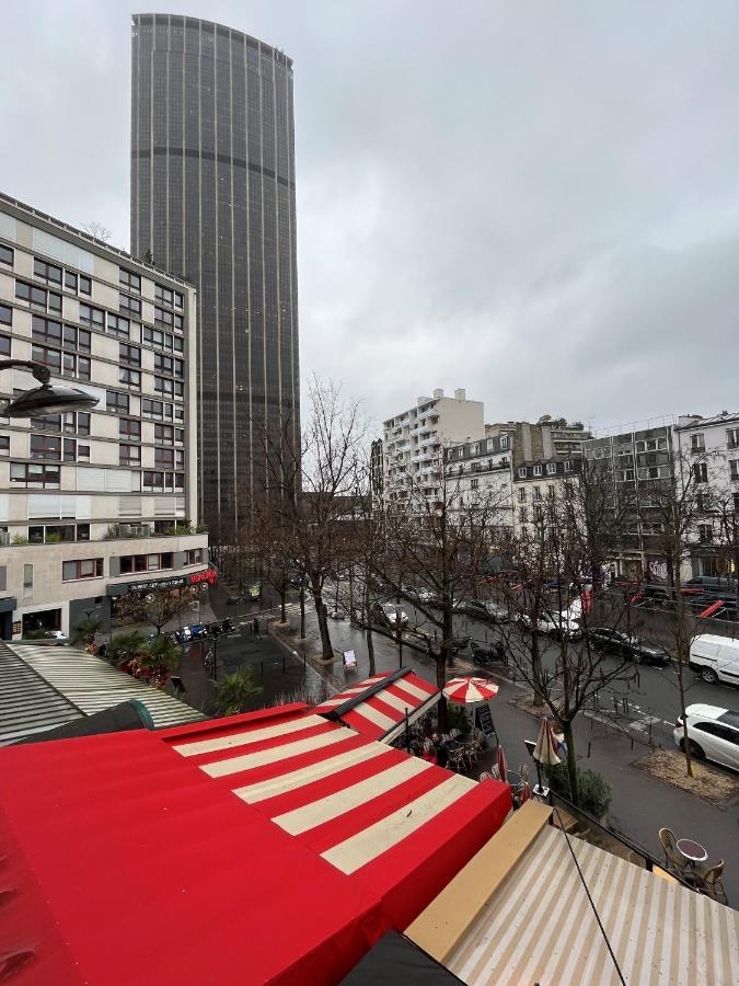 Hotel De La Tour Париж Екстериор снимка